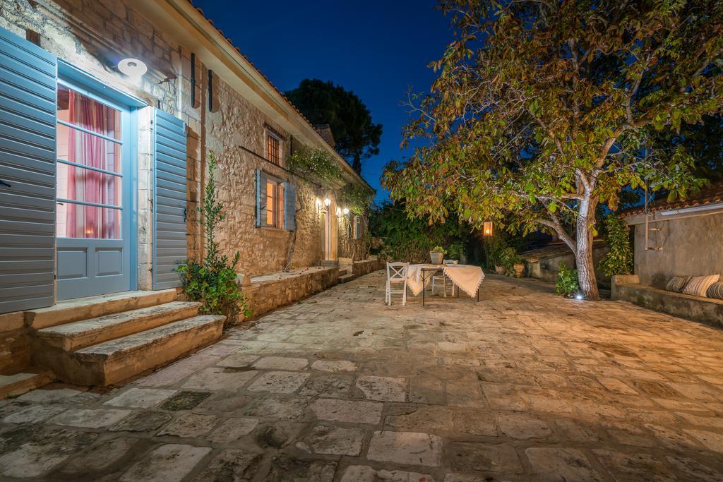 Bratis Holiday Home Kallithea  Dış mekan fotoğraf